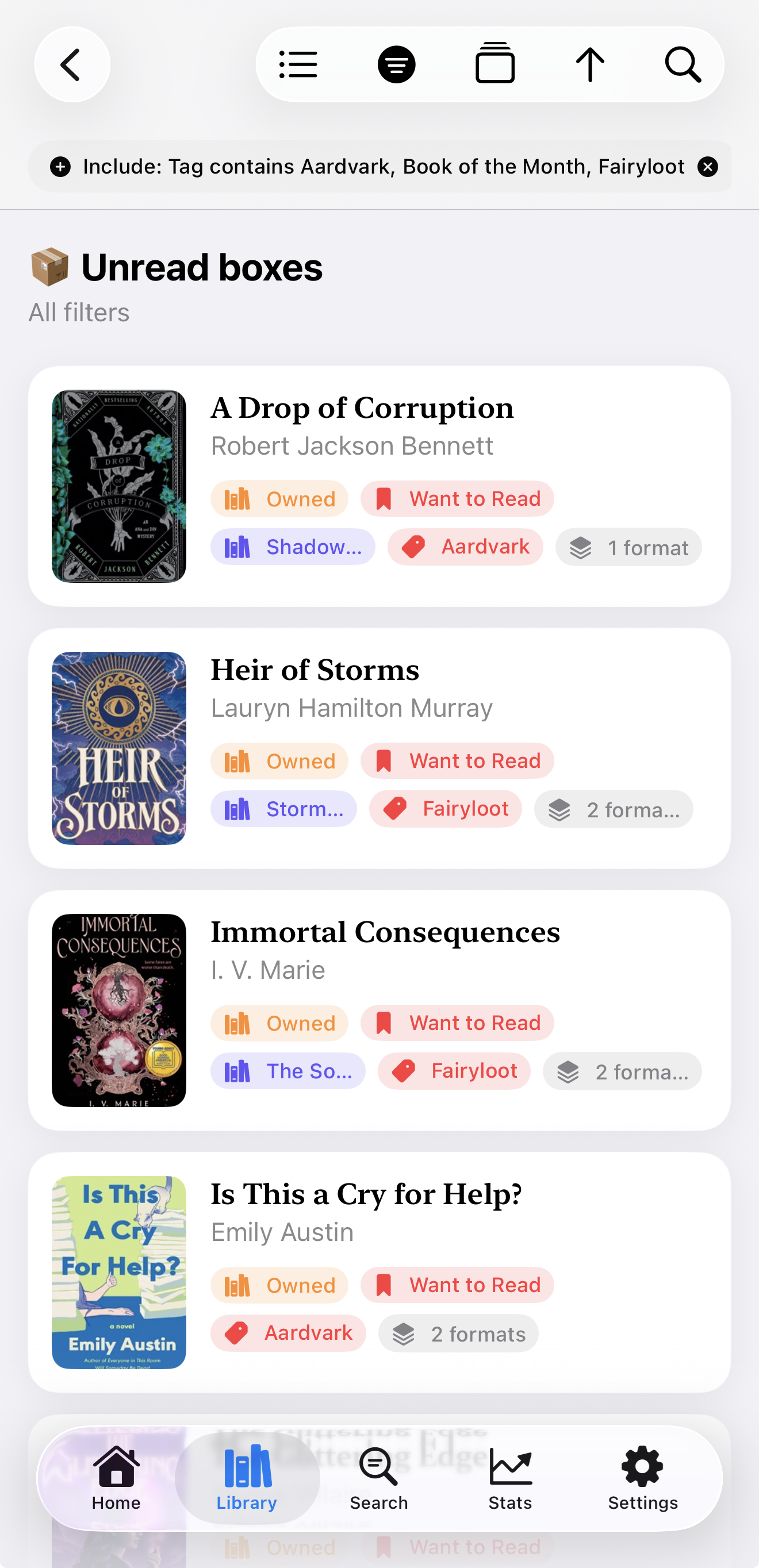 An Unread boxes Smart Tag displaying matching books on iPhone
